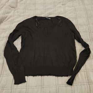 Zara Elegant Black V-Neck Sweater With Frayed Hem Size L